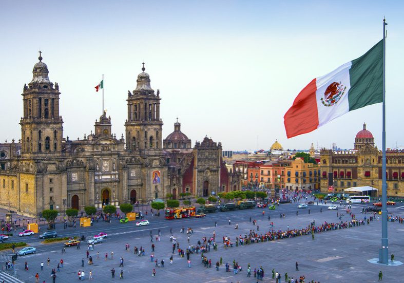 Trump threatens strikes in Mexico — RT World News