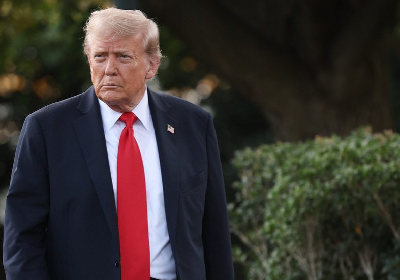 Trump threatens Russia sanctions if NATO stops buying oil Trump issues Ukraine conflict ultimatum to all NATO members — RT World News
