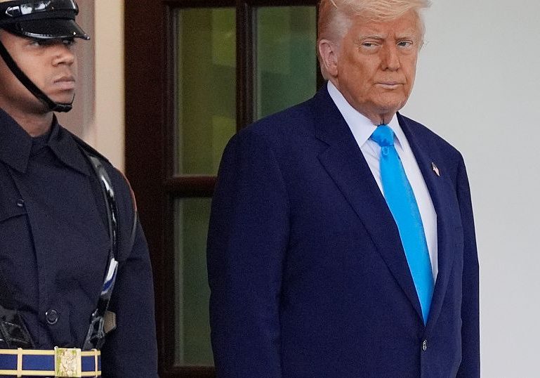 US President Trump announces surprise summit with five African Nations