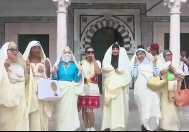 Tunisian Women Honor Heritage and Empowerment in Sefsari Parade Tunisia's Women’s Day parade celebrates the traditional sefsari tunic
