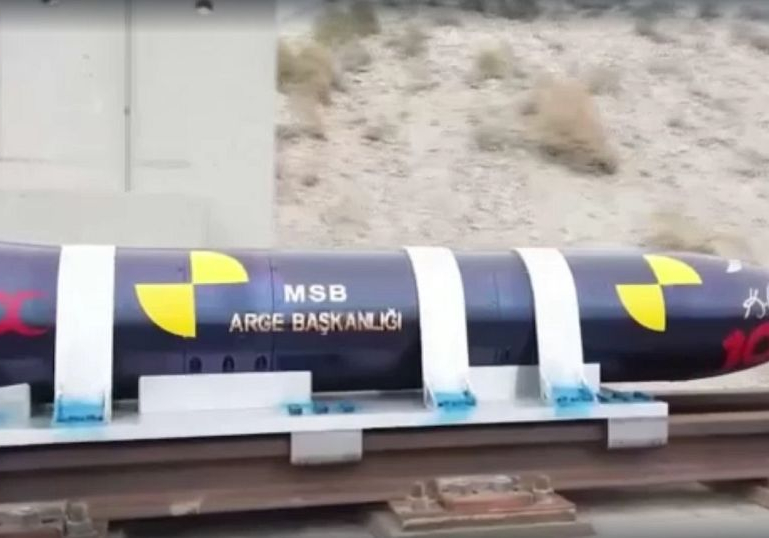 Turkey unveils powerful non-nuclear aerial bombs at defence fair