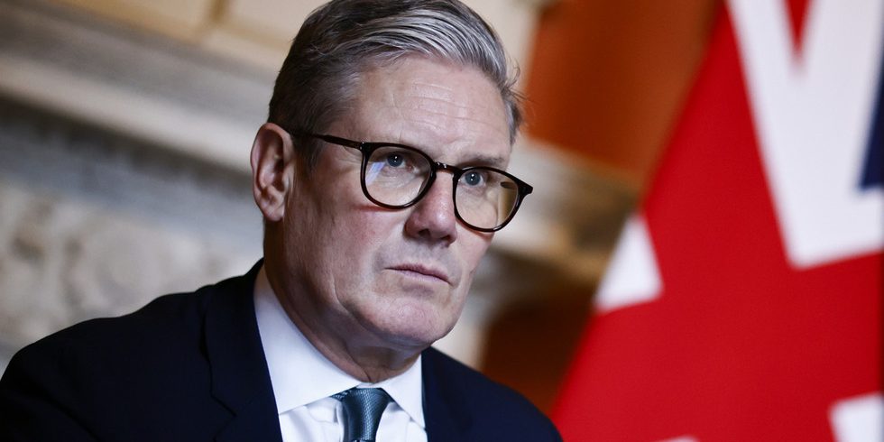 Starmer launches long-delayed UK-wide grooming gangs inquiry — RT World News