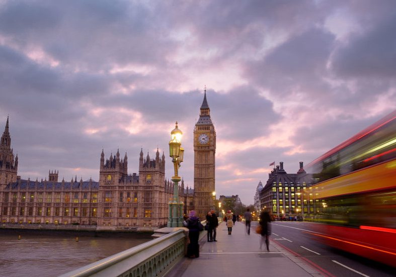 UK teeters on economic collapse – Telegraph — RT Business News