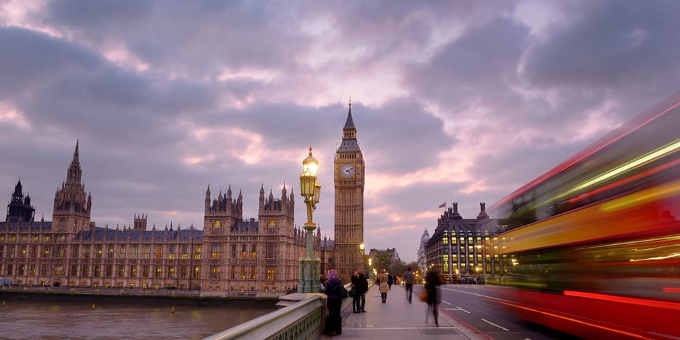 UK teeters on economic collapse – Telegraph — RT Business News
