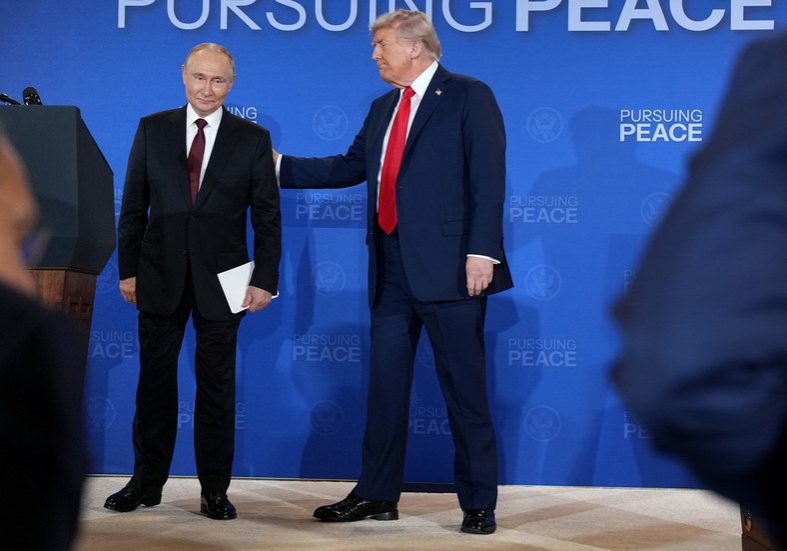 US realistic about chances of Ukraine peace – Trump aide — RT World News