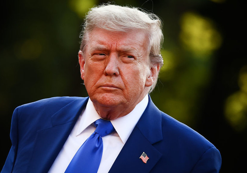 Trump to reinstate sweeping tariffs — RT Business News