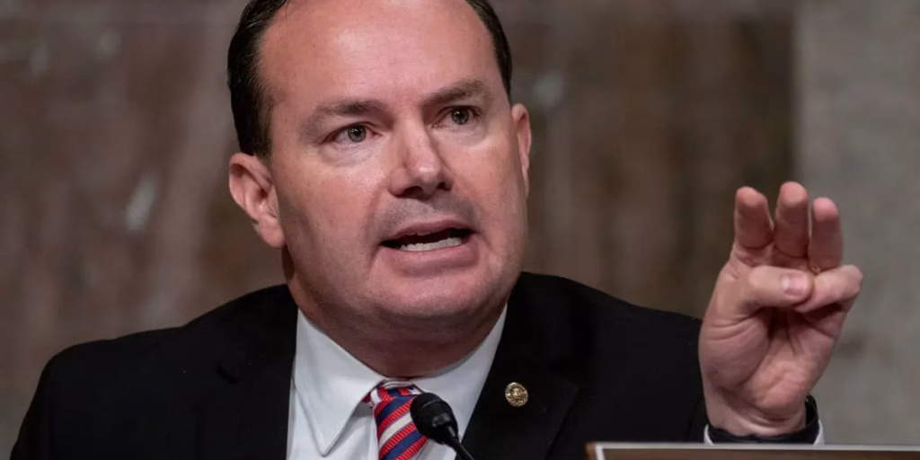 US Senator Mike Lee fumes as judge orders deported flights US Senator Mike Lee fumes as judge orders deported flights carrying Venezuelan gang to return