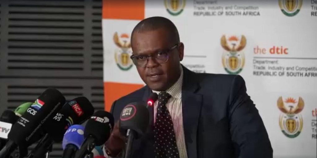 US Tariffs Risk 30,000 Jobs in South Africa, Minister Warns 30,000 South African jobs at risk from US tariffs