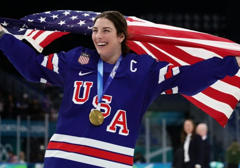 Trump celebrates the men's hockey team and demeans the women's