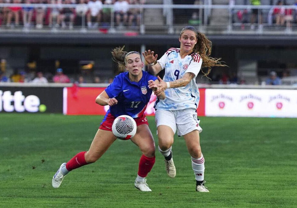 USWNT Battles Heat Wave in Washington D.C. USWNT Battles Heat Wave in Washington D.C.