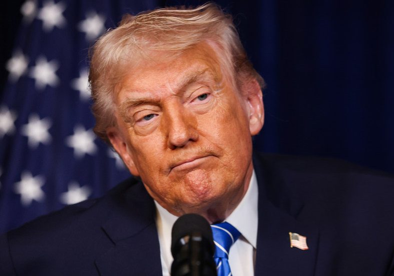 Zelensky ‘had no cards from day one’ – Trump — RT World News