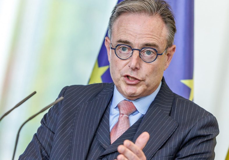 Seizing Russian assets would derail Ukraine peace push – key EU state — RT World News