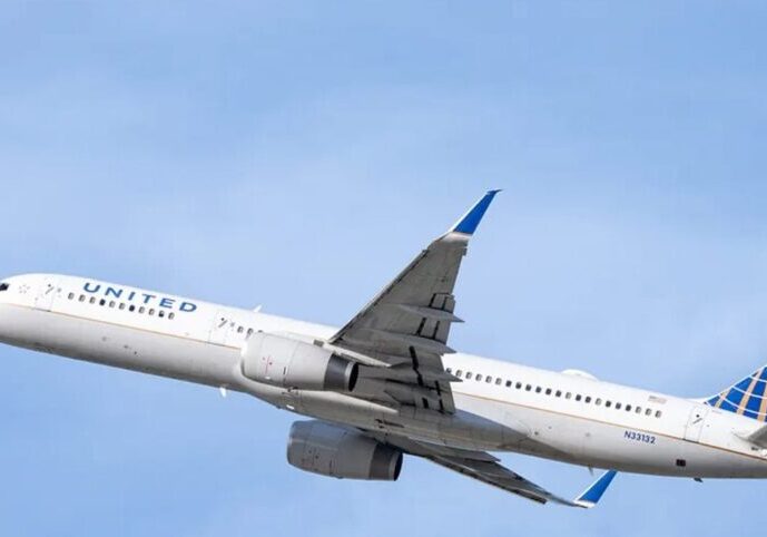 United Airlines flight forced to make emergency landing in New United Airlines flight forced to make emergency landing in New Jersey