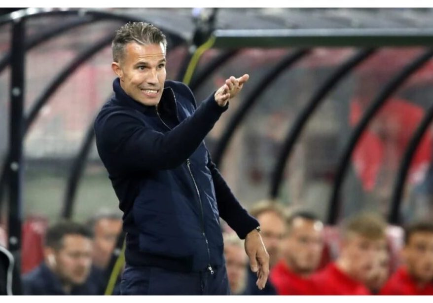 Van Persie's next managerial job revealed Van Persie's next managerial job revealed