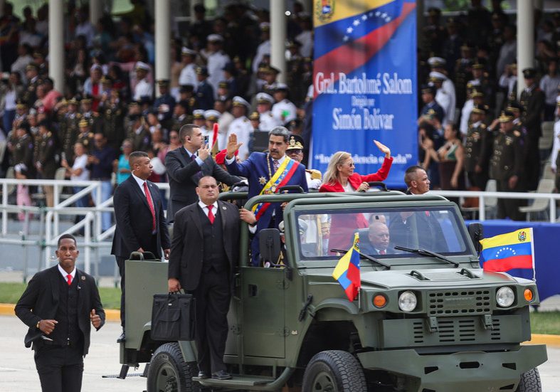 Venezuela seeking military aid from Russia, China and Iran – WaPo — RT World News