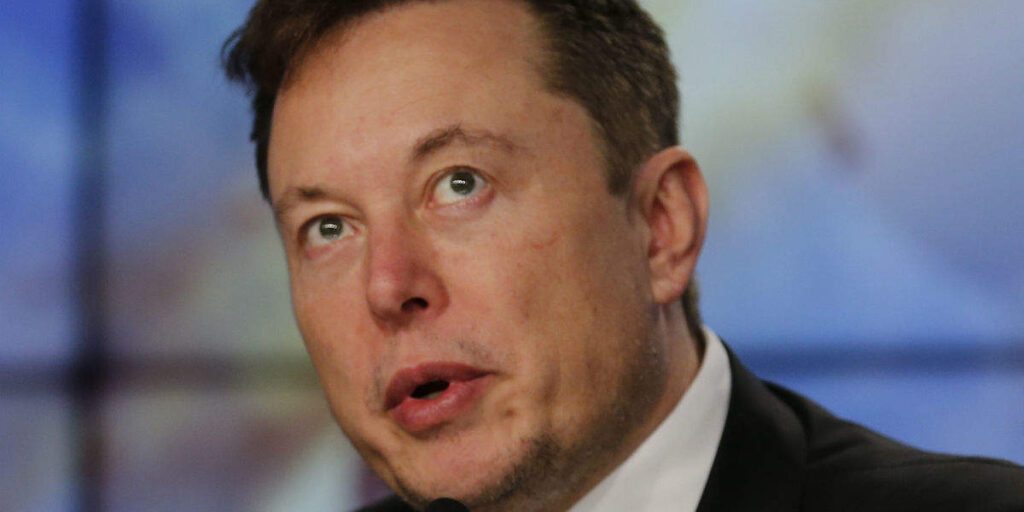War will end if US sanctions placed on top 10 Ukrainian oligarchs - Elon Musk
