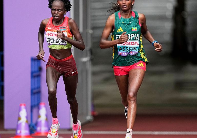 Kenya's Peres Jepchirchir pips Ethiopia's Tigst Asset to gold in WCA Women's marathon in Tokyo
