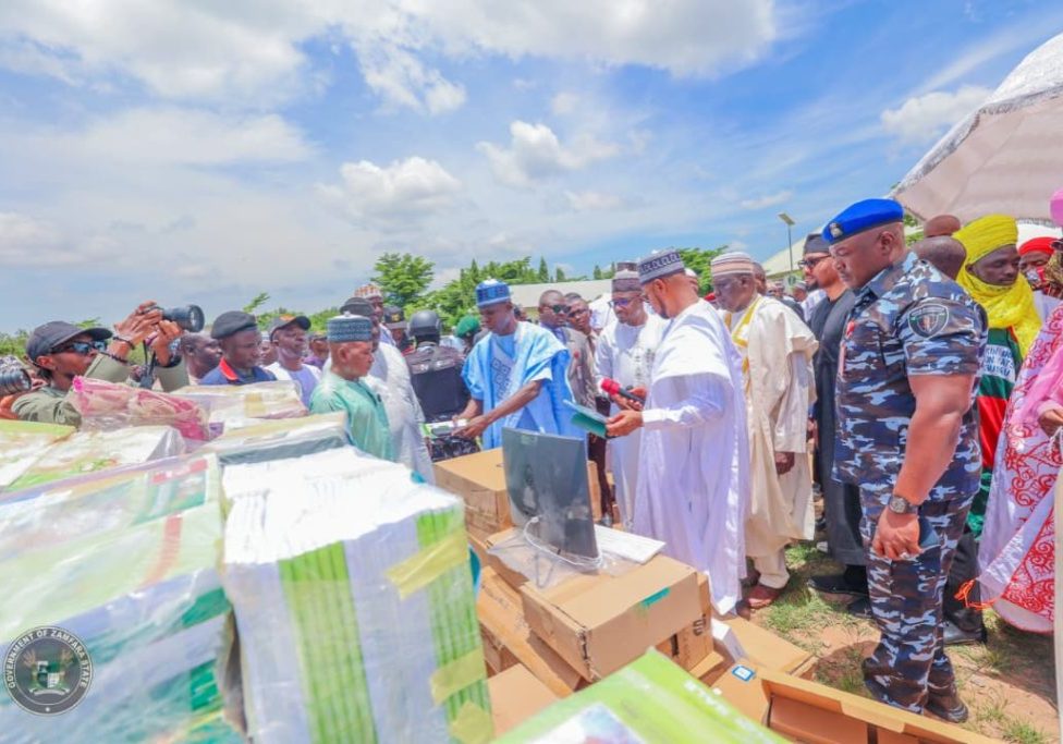 Gov. Lawal distributes 408,137 teaching, learning materials to Zamfara public schools — Daily Nigerian