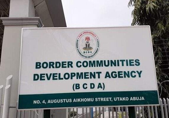 border comm border comm