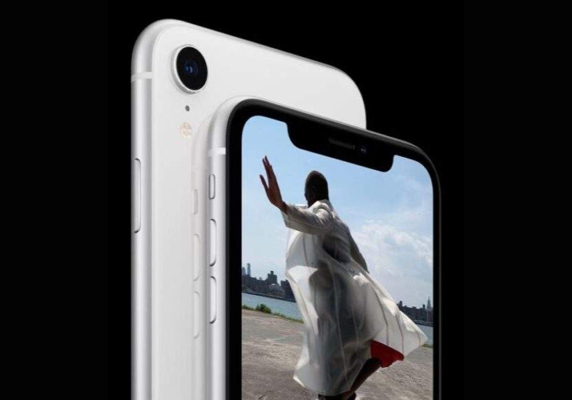 iPhone SE 4: Affordable OLED Display, Upgraded Specs Incoming iPhone SE 4: Affordable OLED Display, Upgraded Specs Incoming