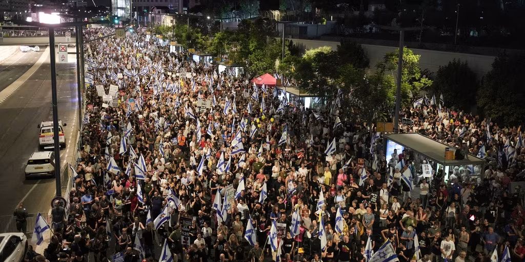 people protest against israeli prime minister benjamin netanyahus government and call for the release of hostages held in the gaza strip by the hamas militant group in tel aviv israel july 6 2024