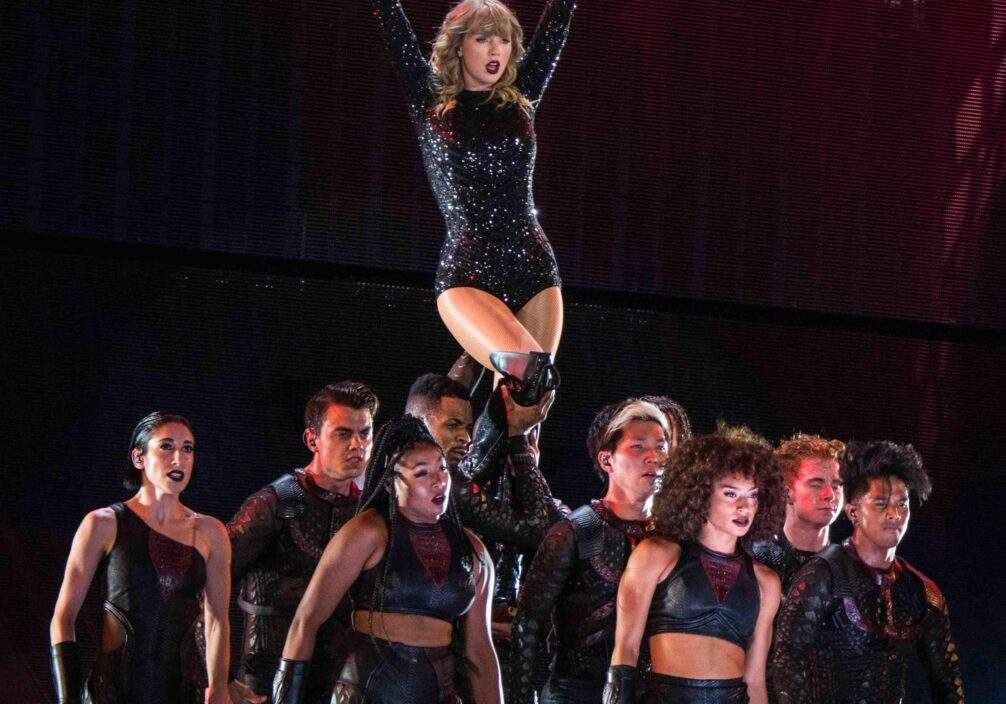 taylor swift2 taylor swift2