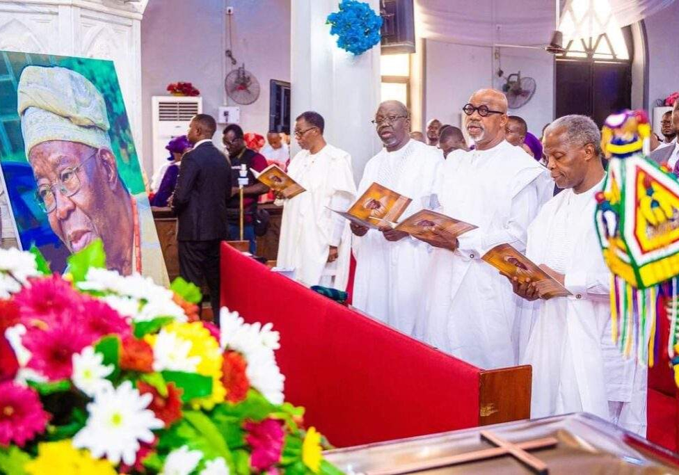 46002 osinbajo abiodun daniel meet in sagamu photos