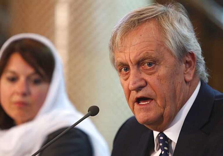 Tributes pour in from across the world for South African peace advocate