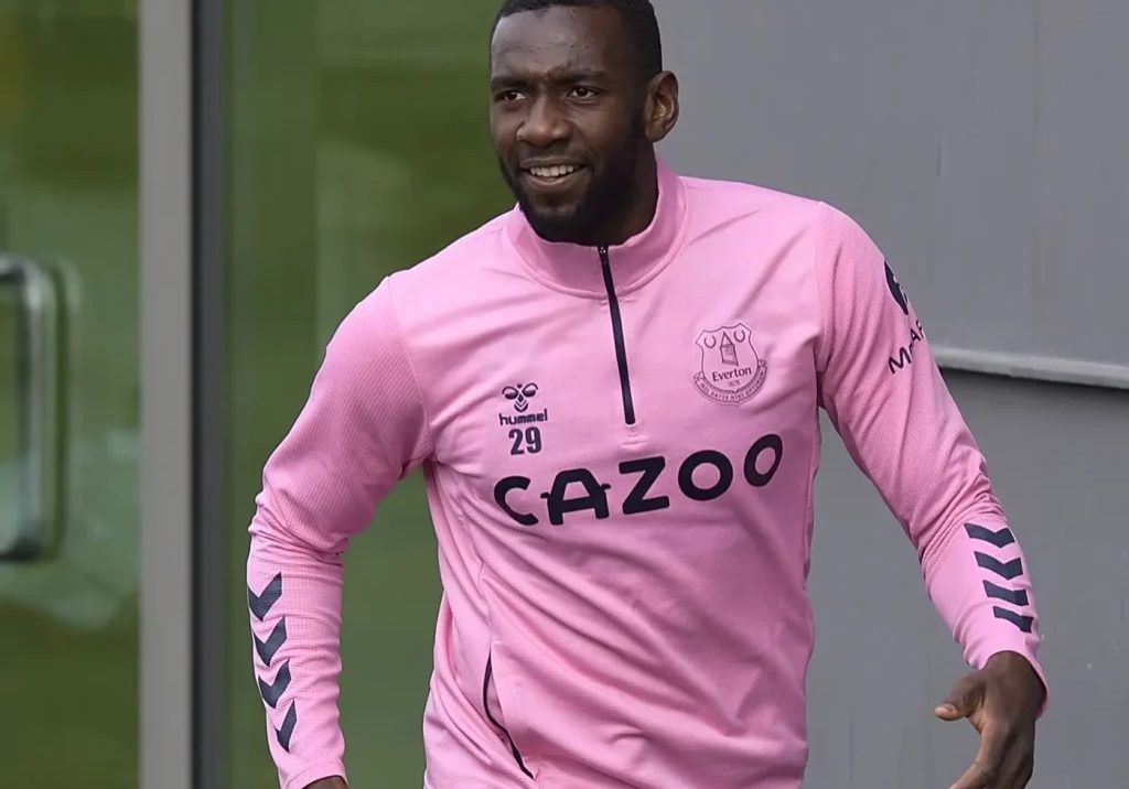 EPL: 'Always passing backwards' - Bolasie blames two Arsenal's stars for Bournemouth's defeat