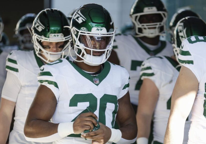 Jets plan to turn back to Breece Hall contract talks after the draft