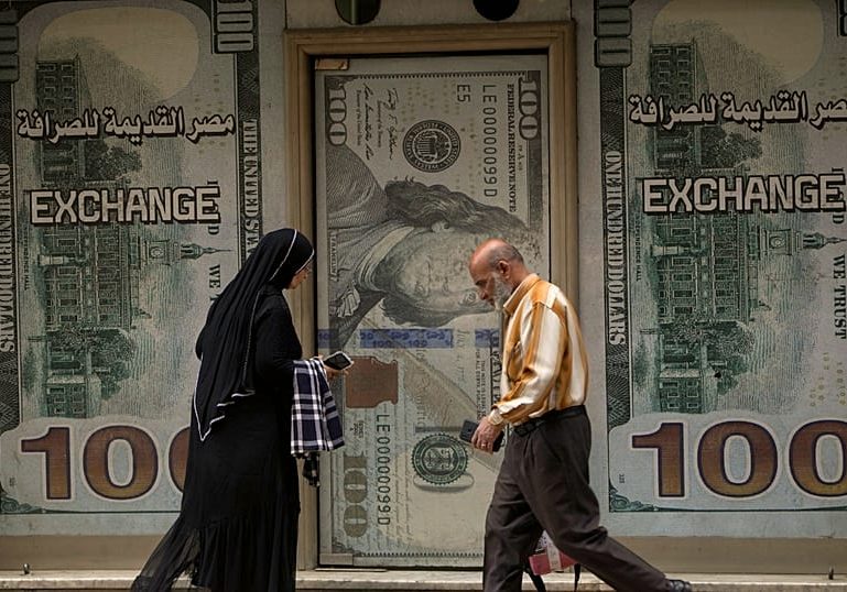 Egypt’s currency plunges to historic low, billions in foreign funds exit