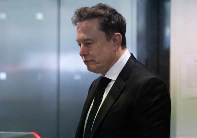 Musk calls himself ‘fool’ in OpenAI court fight  — RT World News