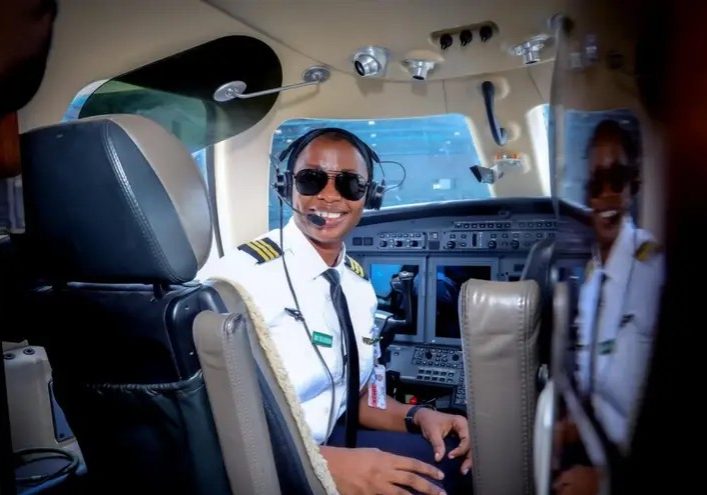 Nigerian Customs' first female pilot gets U.S. commercial licence — Daily Nigerian