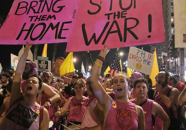 Gaza: Israel's plan to occupy city draws global condemnation