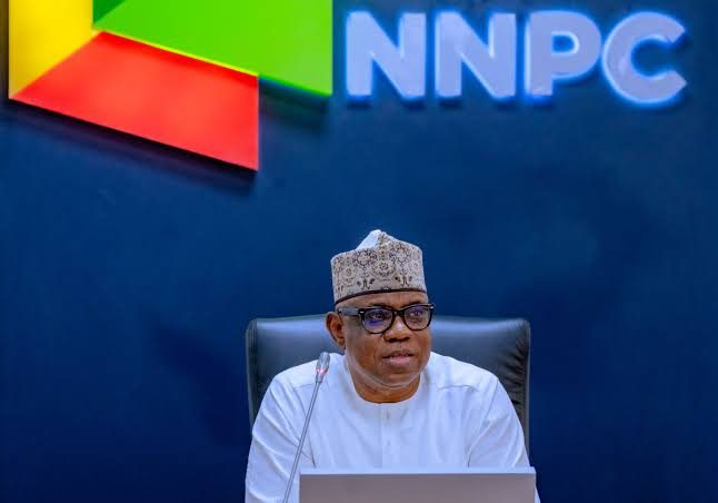 Oil output drops to 1.51mbpd in February as NNPC remits N1.804trn — Daily Nigerian