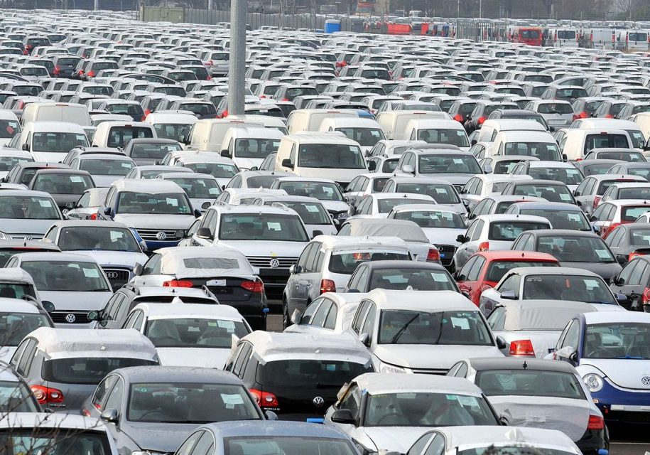 Nigerian Govt bans vehicle imports without certification
