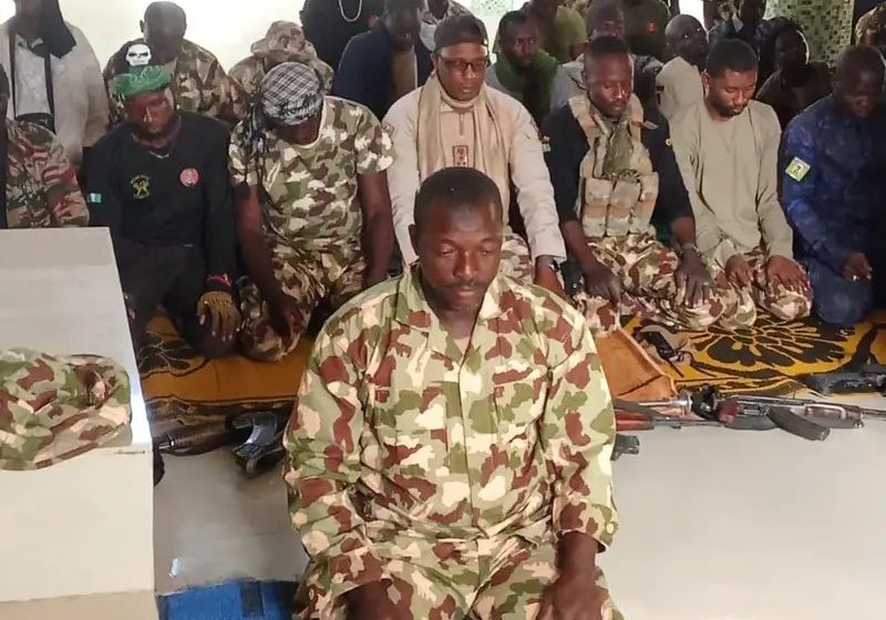 Troops celebrate Sallah at war fronts, sustain successful operations in Borno, Imo – Army — Daily Nigerian