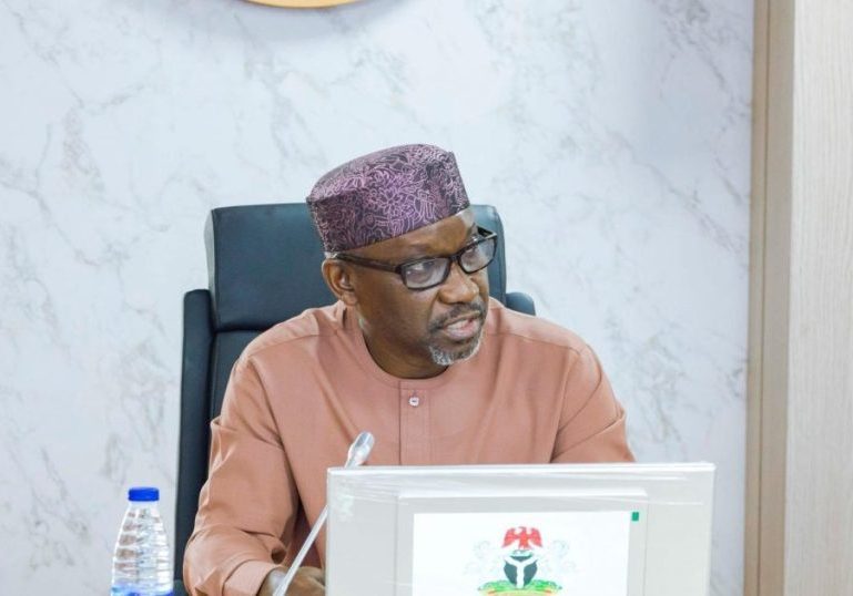 Nigeria steps up talks on $20bn gas pipeline to Europe