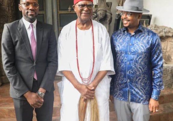 Obi of Onitsha receives Flutterwave boss GB, endorses fintech in Southeast