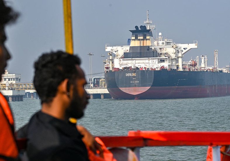 Hormuz war risk premiums spike – Euronews — RT Business News