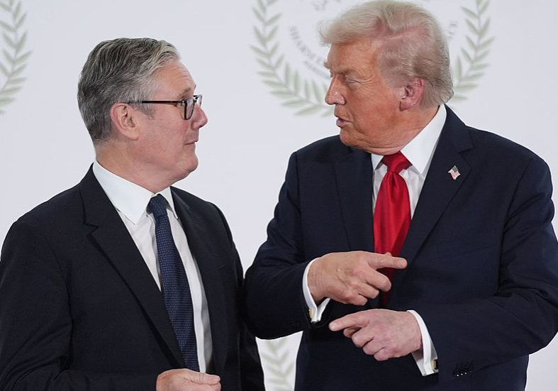 Trump shares comedy skit portraying Starmer as terrified of him (VIDEO) — RT World News